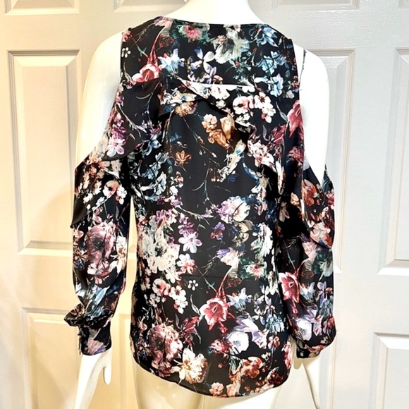 PARKER-Gorgeous Silk Ruffle Sleeve & Neckline-Cold Shoulder Blouse-Sz S-EUC - Picture 4 of 9